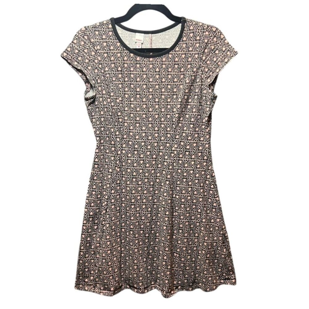 Bongo‎ Geometric Triangle Print Skater Dress Black Pink Cap Sleeve Casual Medium